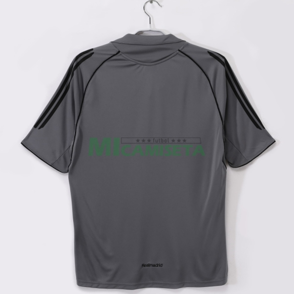 Camiseta Real Madrid Tercera Equipación Retro 2005/06 Gris