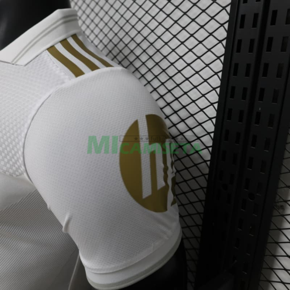 Camiseta Real Madrid 2026/2027 Edición Especial Blanco con Parche HP (EDICIÓN JUGADOR)