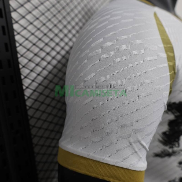 Camiseta Japón 2024 Blanco/Negro/Dorado (EDICIÓN JUGADOR)