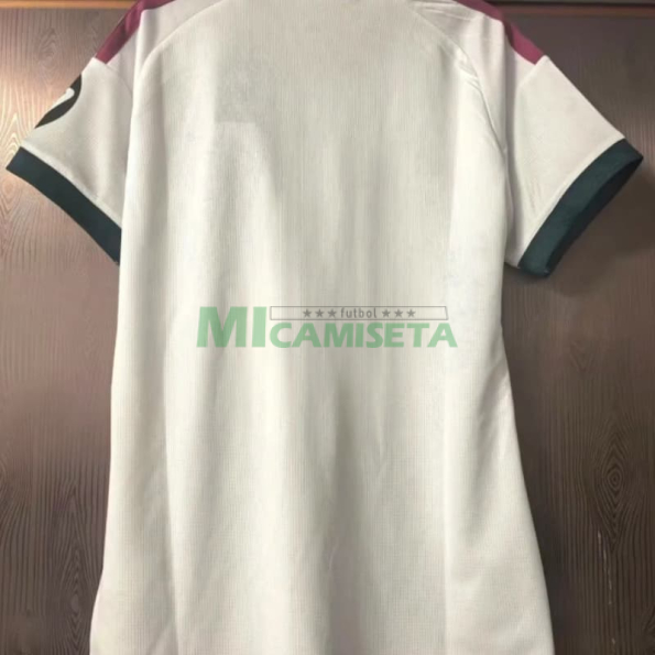 Camiseta Real Madrid Primera Equipación 2026/2027 Blanco Mujer con Parche HP