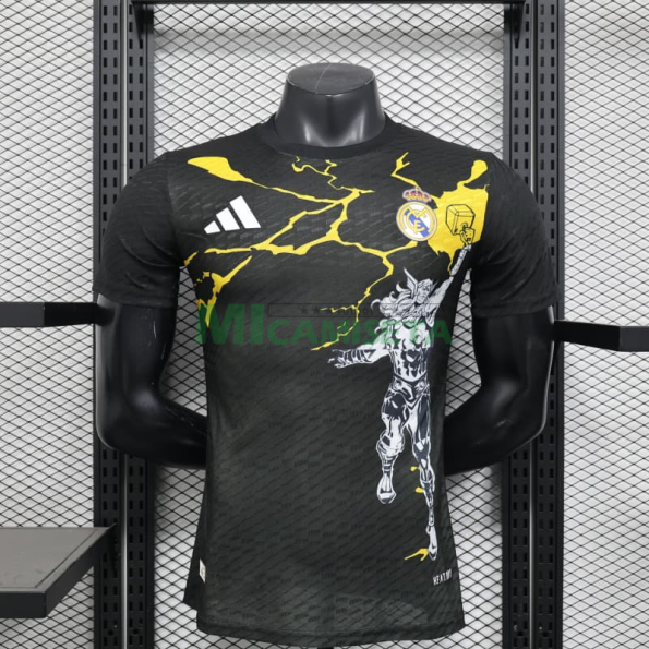 Camiseta Real Madrid x Marvel 2025/2026 Edición Especial Negro (EDICIÓN JUGADOR)