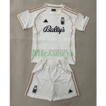 Camiseta Nottingham Forest Segunda Equipación 2025/2026 Blanco Niño Kit