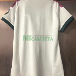 Camiseta Real Madrid Primera Equipación 2026/2027 Blanco Mujer con Parche HP