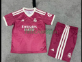 Camiseta Real Madrid Tercera Equipación 2026/2027 Rosa Niño Kit con Parche HP