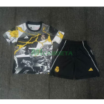 Camiseta Real Madrid x Marvel 2025/2026 Edición Especial Niño Kit