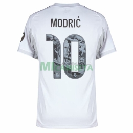 Camiseta MODRIĆ 10 Real Madrid Primera Equipación 2025/2026 Blanco con Parche HP (EDICIÓN JUGADOR)